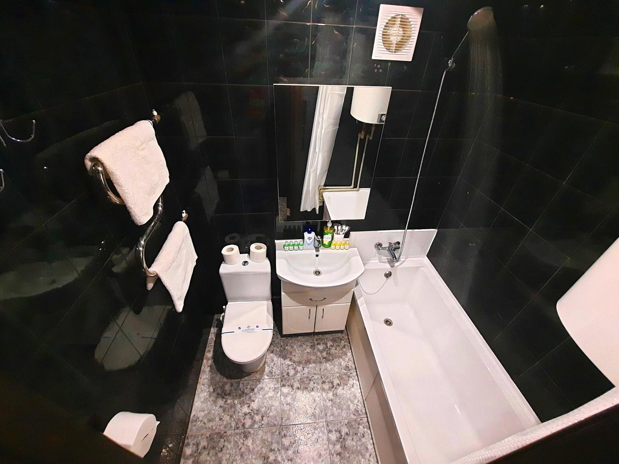Морська Квартира У Центрі М Полтава Мережа Alexapartments Документи Для Відряджень Цілодобове Безконтактне Заселення 24-7 Kültér fotó